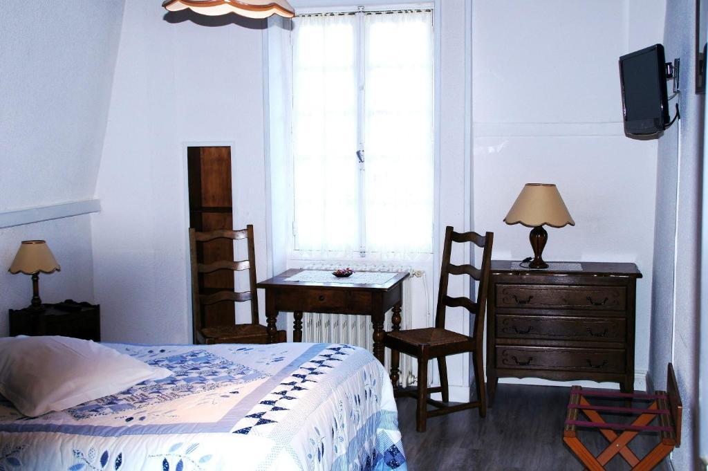 Le Fenelon Ξενοδοχείο Carennac Δωμάτιο φωτογραφία